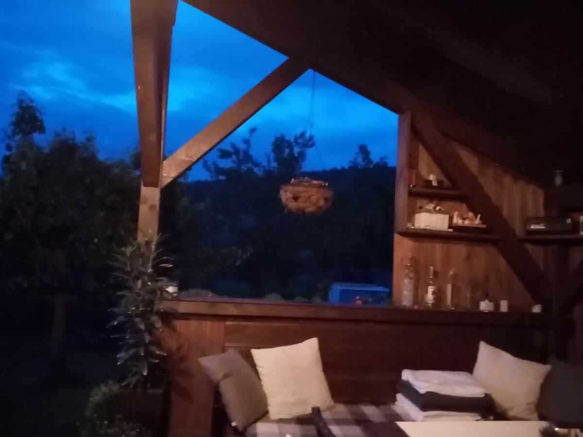 Mija Apartman S Vinnym Sklipkem, Zahradou A Grilem Kájov エクステリア 写真
